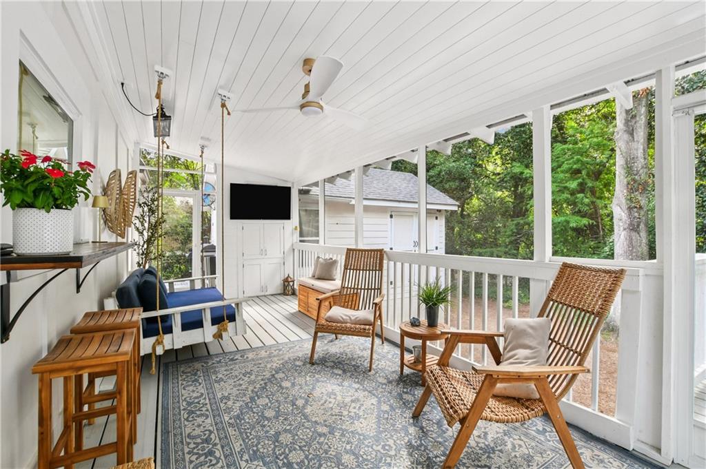 2035 Fairhaven Circle Northeast Atlanta, GA 30305 - Photo 3 of 45