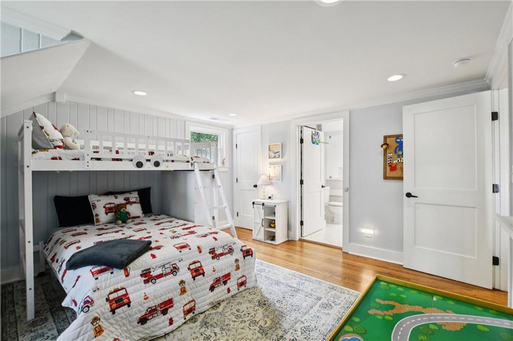 2035 Fairhaven Circle Northeast Atlanta, GA 30305 - Photo 31 of 45