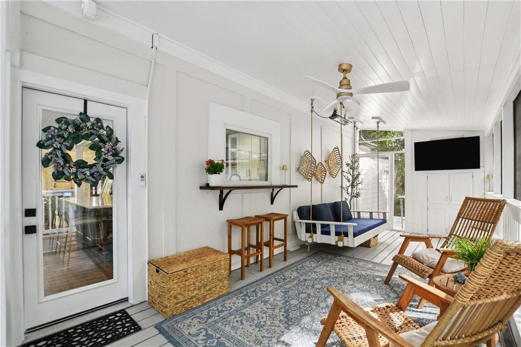 2035 Fairhaven Circle Northeast Atlanta, GA 30305 - Photo 4 of 45