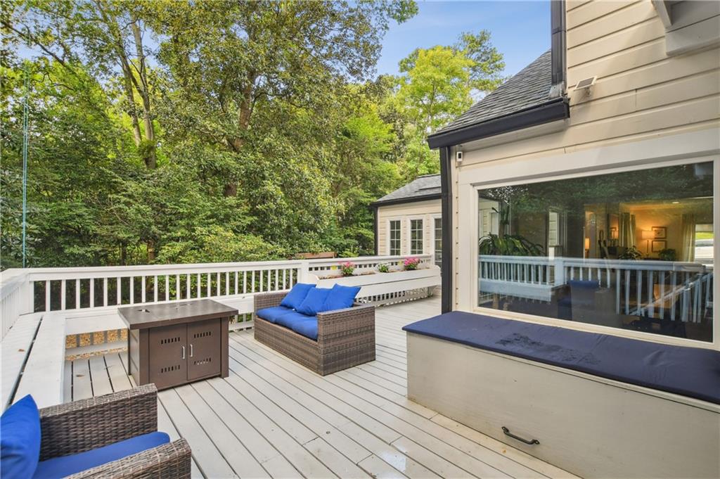 2035 Fairhaven Circle Northeast Atlanta, GA 30305 - Photo 8 of 45