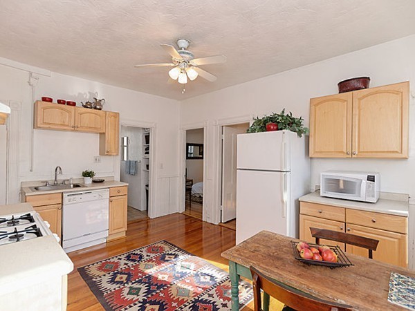 34 Goldsmith Street, Unit 3 Boston, MA 02130 - Photo 5 of 24 Gallery Image 5
