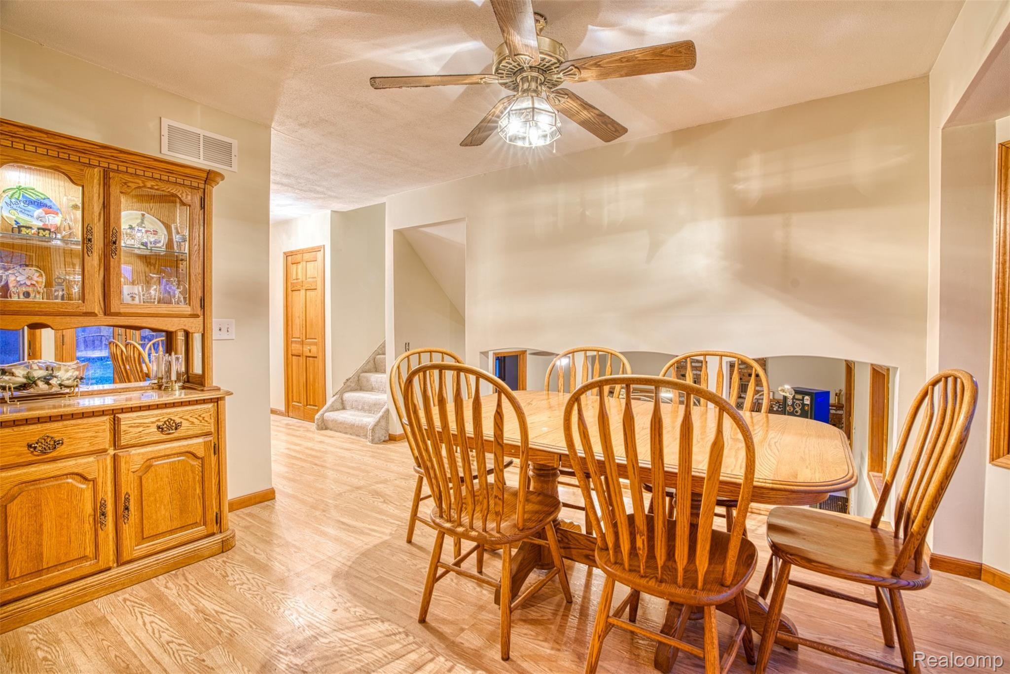 1550 Woodhaven Road Howell, MI 48855 - Photo 6 of 38 DSC00958_20.jpg