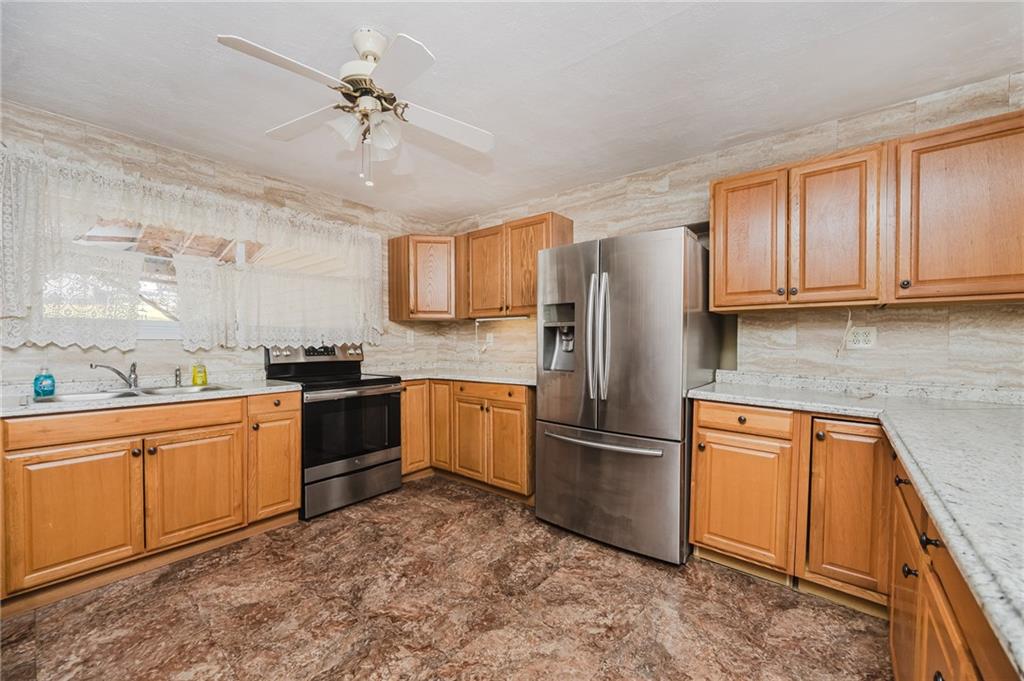 295 Hancock Street Clymer, PA 15728 - Photo 9 of 40