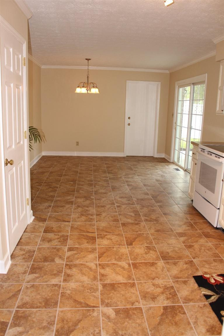 1108 Chinoe Road Lexington, KY 40502 - Photo 18 of 53 Photo 18
