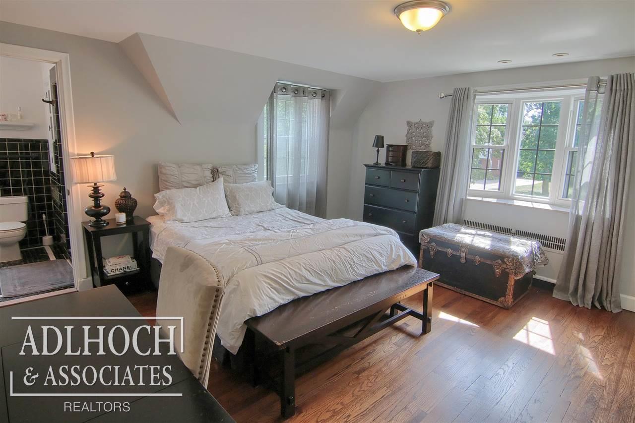 806 Pemberton Road Grosse Pointe, MI 48230 - Photo 14 of 27