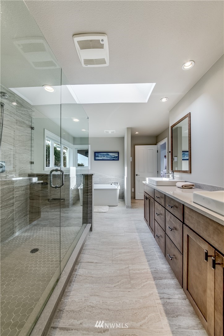 4502 Sunset Beach Road West University Place, WA 98466 - Photo 14 of 25 Gallery Image 14