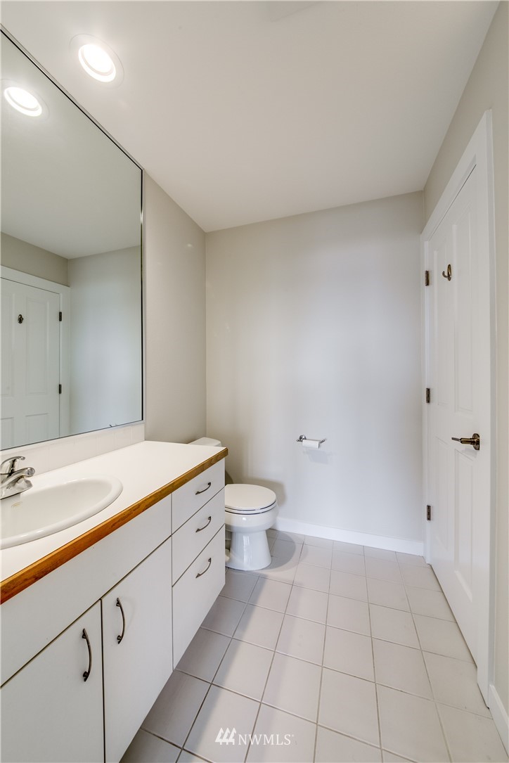 4502 Sunset Beach Road West University Place, WA 98466 - Photo 20 of 25 Gallery Image 20
