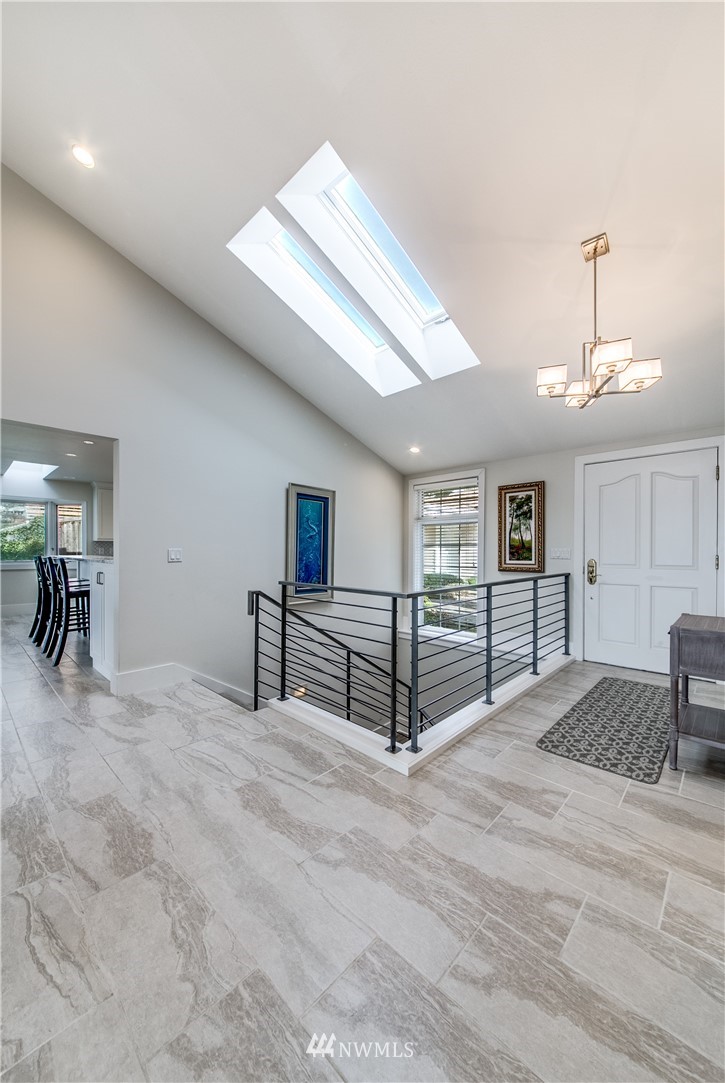 4502 Sunset Beach Road West University Place, WA 98466 - Photo 3 of 25 Gallery Image 3