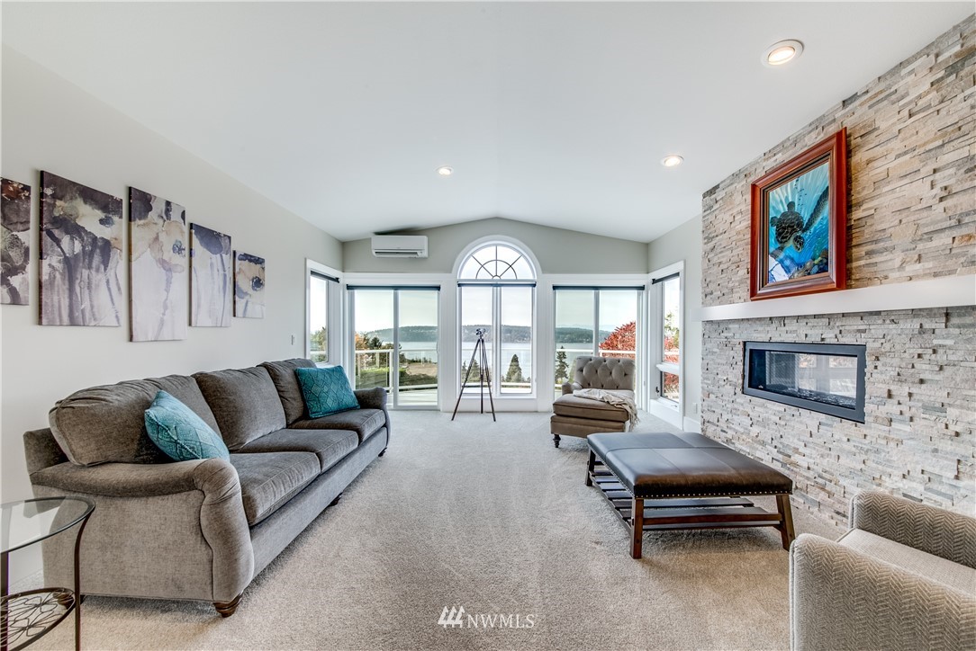 4502 Sunset Beach Road West University Place, WA 98466 - Photo 10 of 25 Gallery Image 10