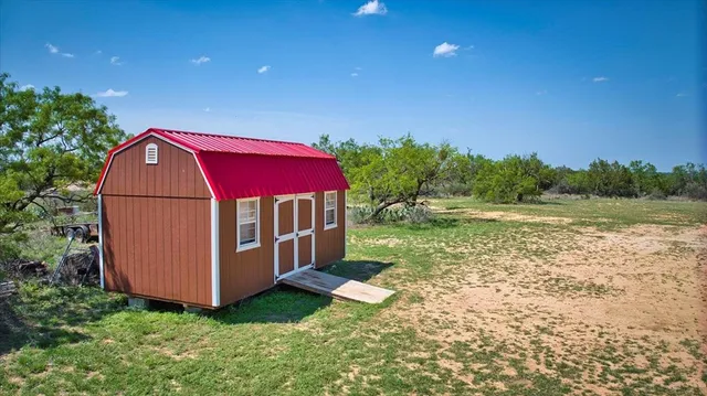 $1,950,000 | 1398 Blau Lane, Hext, TX 76848