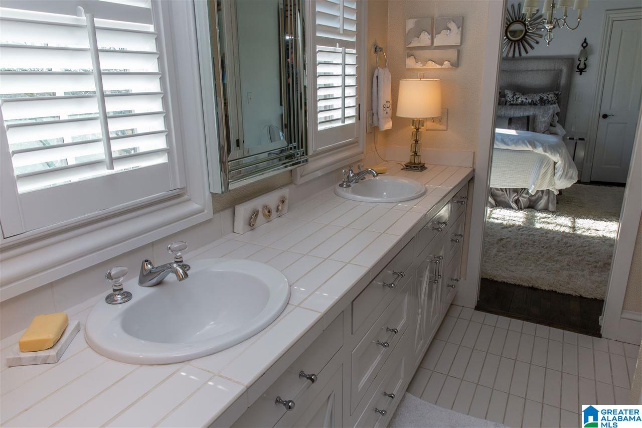 3228 Carlisle Road Birmingham, AL 35213 - Photo 30 of 49