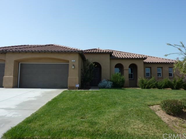 Beautiful Single Story. 3 bedrooms with office, 3 1/2 bath, 3 car garage.