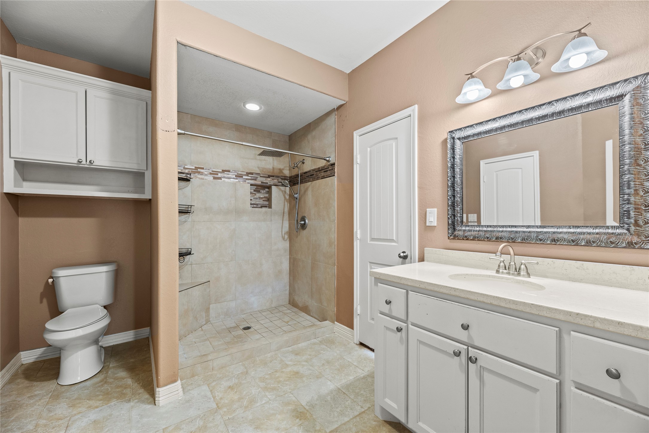 30914 Coco Street Cypress, TX 77433 - Photo 28 of 47 One of two upstairs bathrooms.