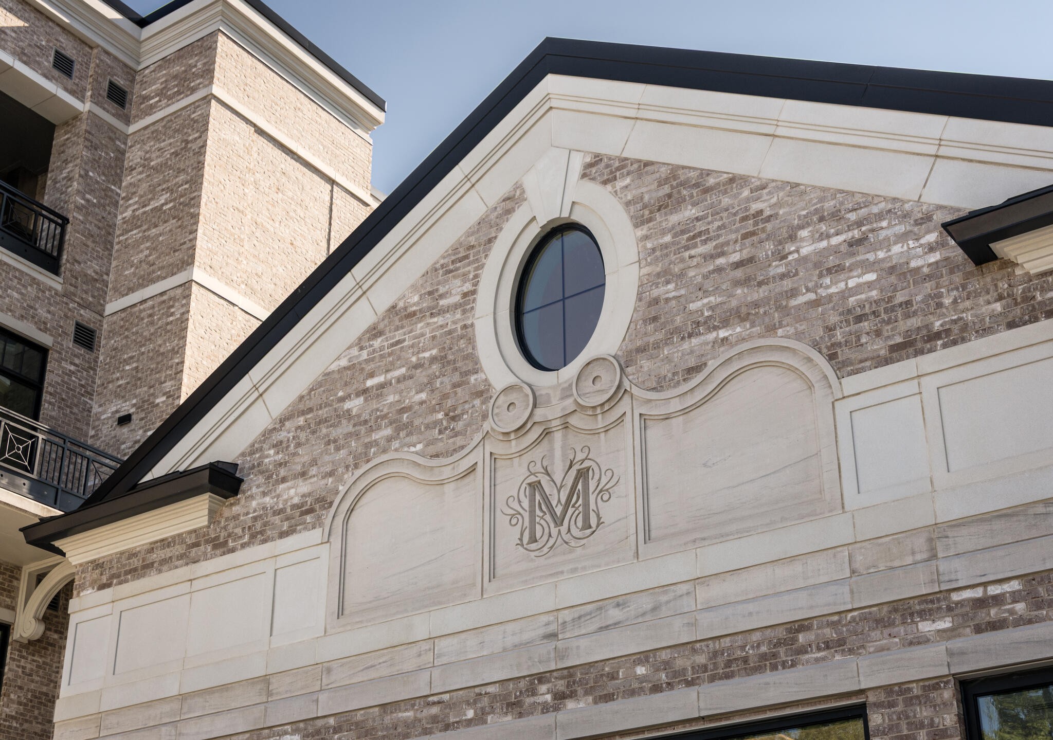 110 Woodmont Boulevard, Unit N601 Nashville, TN 37205 - Photo 36 of 42 a bathroom with a sink and a mirror