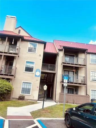 $103,000 | 224 Afton Square, Unit 203, Altamonte Springs, FL 32714