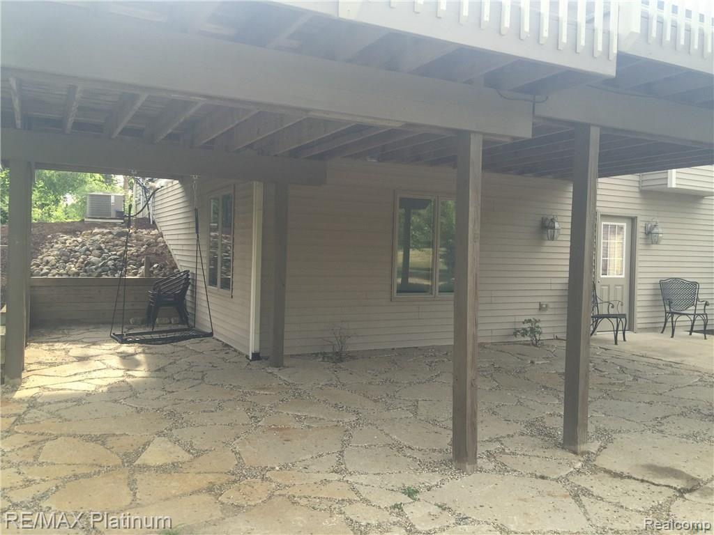11661 Roberts Road Stockbridge, MI 49285 - Photo 45 of 53 Patio
