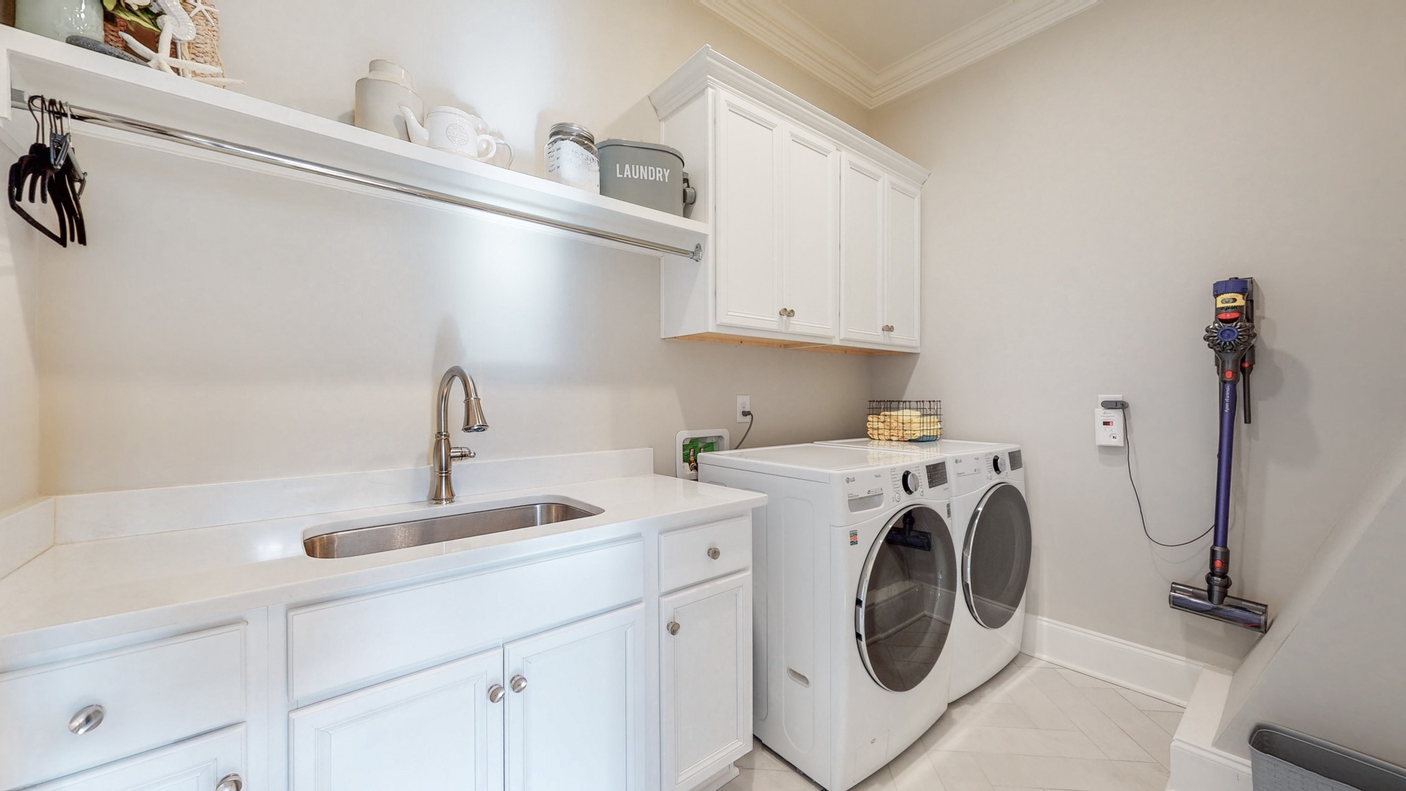 601 Rieves Circle Franklin, TN 37064 - Photo 24 of 37 a utility room with dryer and washer