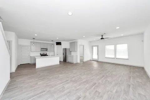 $349,990 | 1719 Barrows Lane, Rosenberg, TX 77469