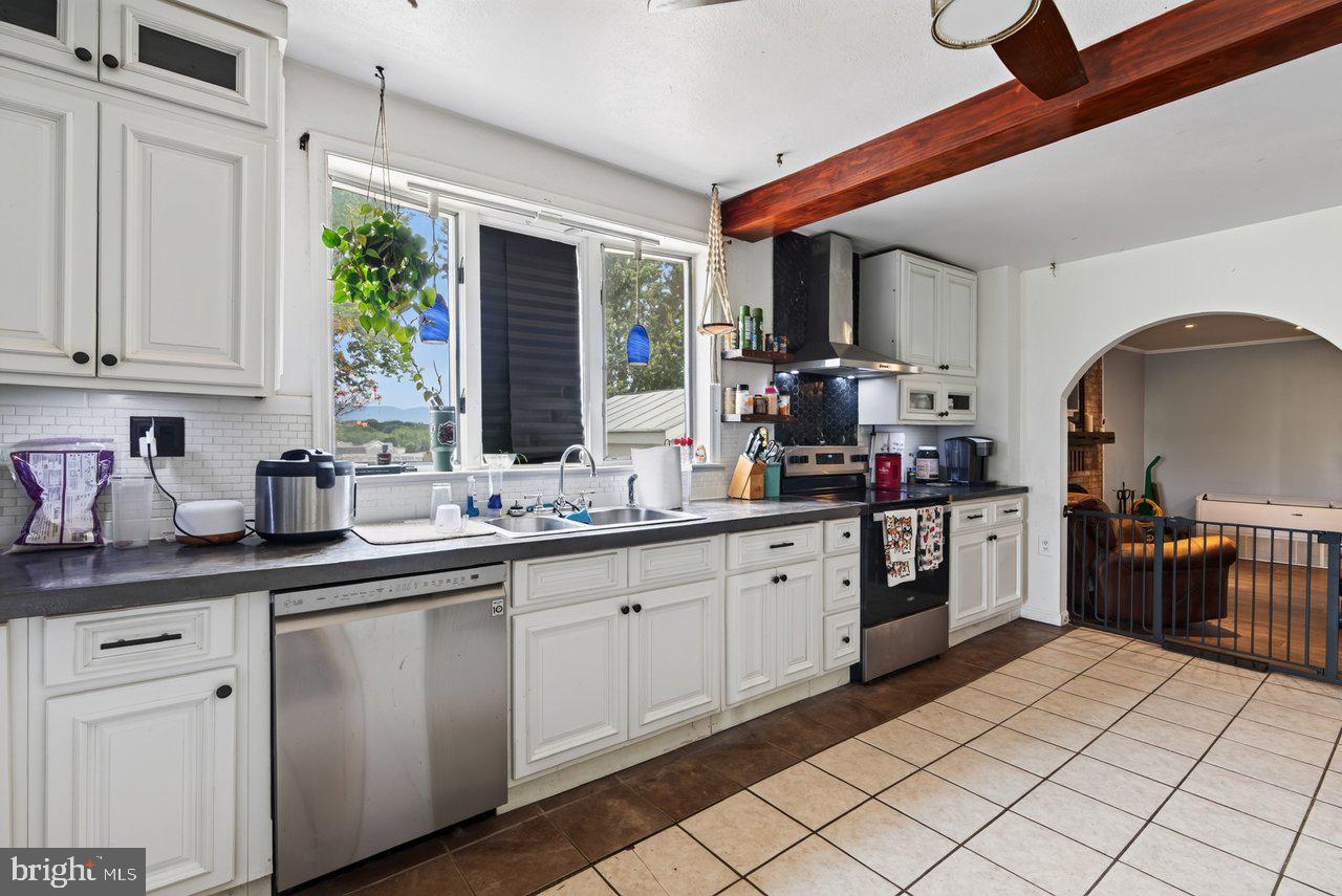 952 Yagers Road Luray, VA 22835 - Photo 27 of 80 Gallery Image 27