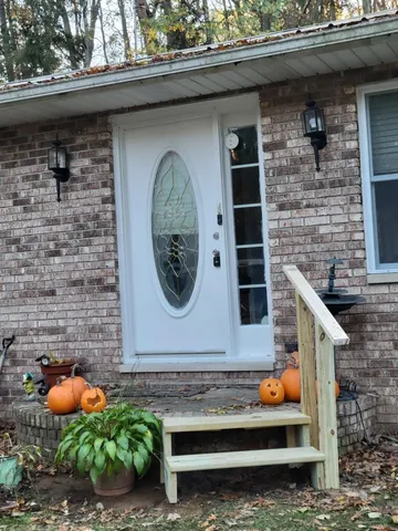 $395,000 | 1460 Munith Road, Jackson, MI 49201