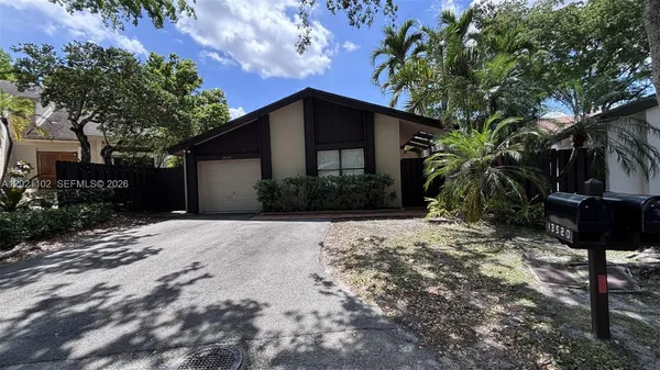 $4,100 | 13520 Southwest 108th St Circle, Unit N N/A, Miami, FL 33186