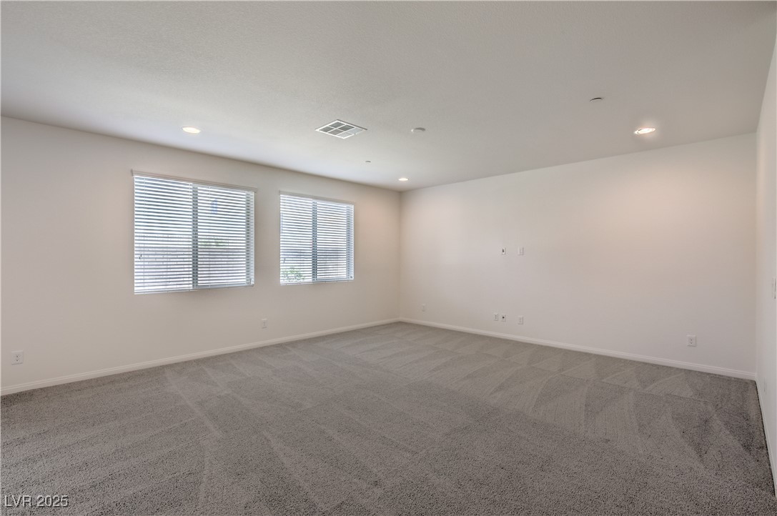 9318 Copernicus Avenue Las Vegas, NV 89143 - Photo 11 of 34