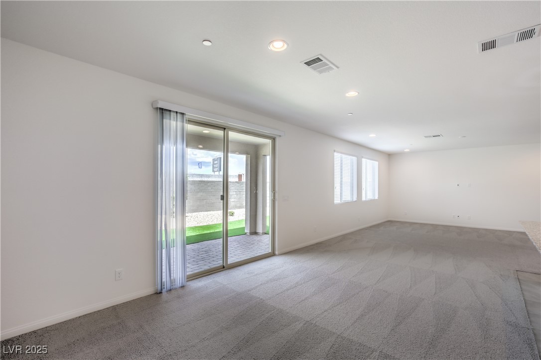 9318 Copernicus Avenue Las Vegas, NV 89143 - Photo 12 of 34