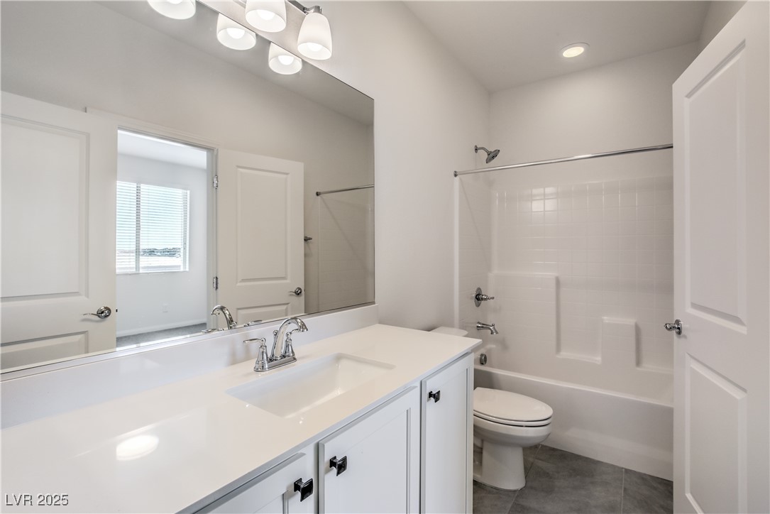 9318 Copernicus Avenue Las Vegas, NV 89143 - Photo 14 of 34