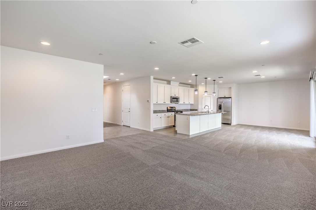 9318 Copernicus Avenue Las Vegas, NV 89143 - Photo 9 of 34