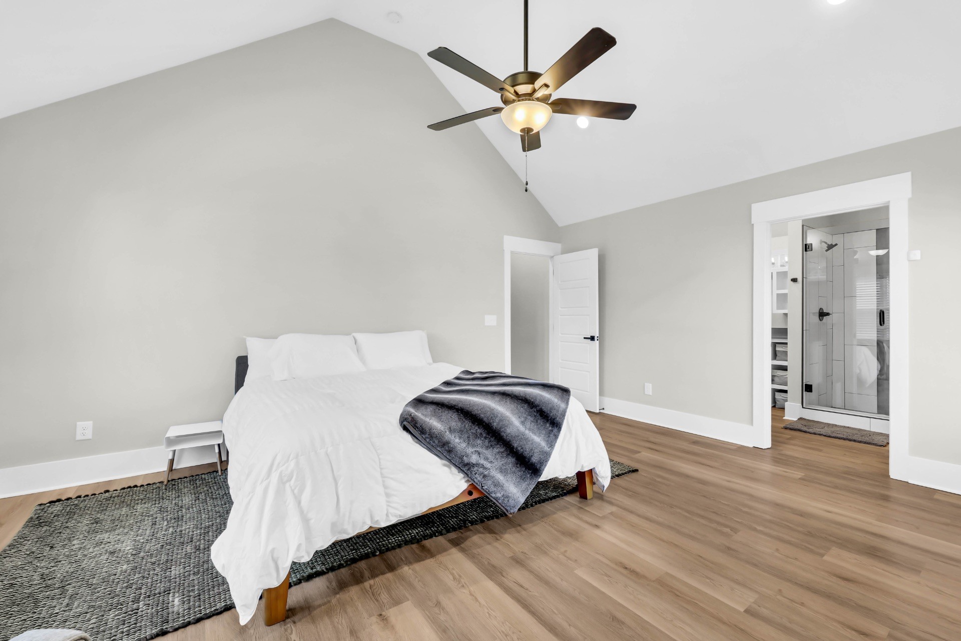 1372 Hicks Edgen Road Pleasant View, TN 37146 - Photo 18 of 37 a bedroom with a bed and a ceiling fan