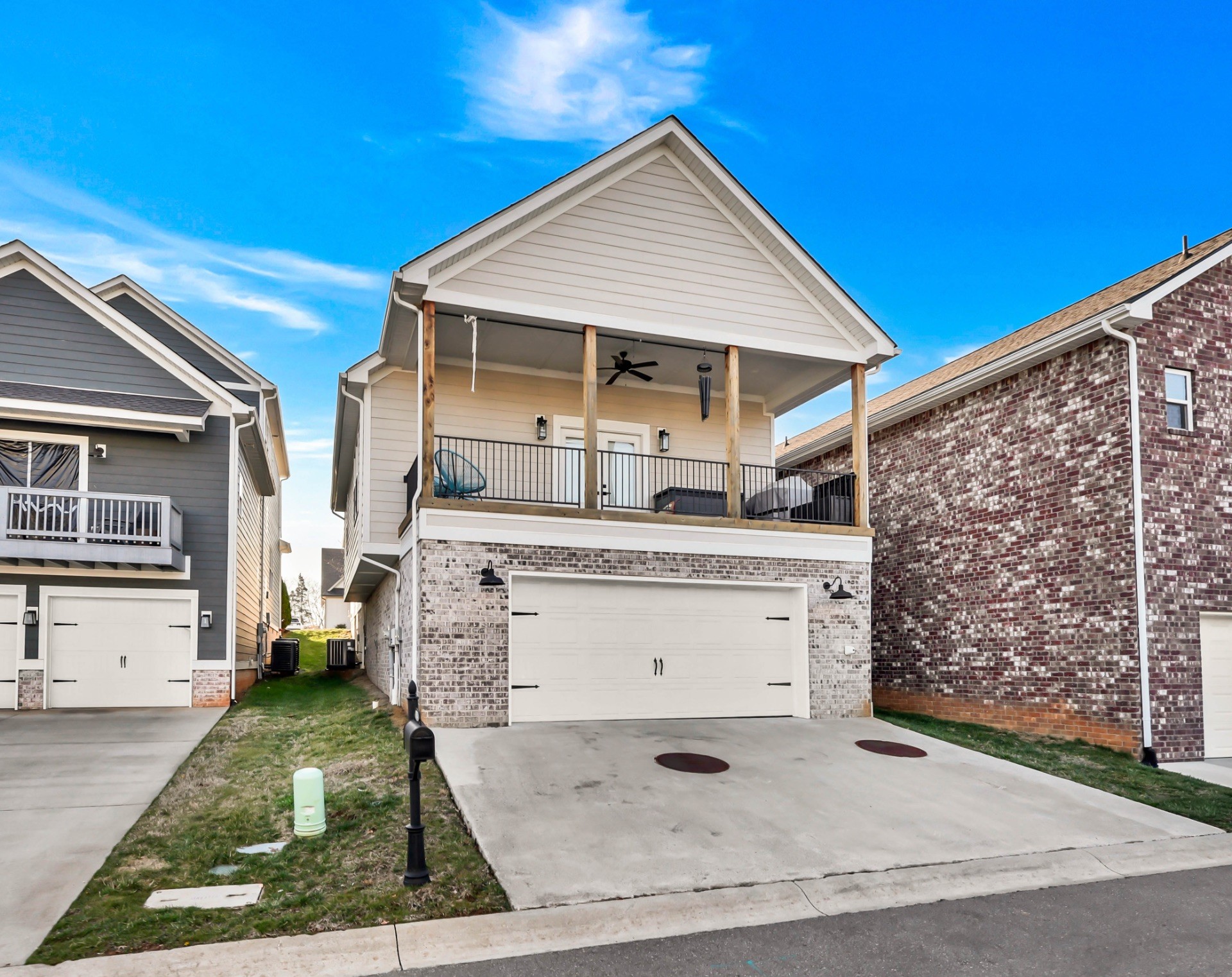 1372 Hicks Edgen Road Pleasant View, TN 37146 - Photo 35 of 37 front view of house