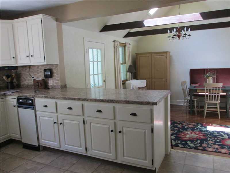 11 Heidi Road Lincoln, RI 02865 - Photo 10 of 24 Kitchen.