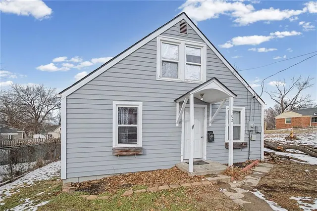 $115,000 | 102 West Black Diamond Street, Richmond, MO 64085