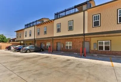 $2,200 | 1514 Avenue West, Lubbock, TX 79401