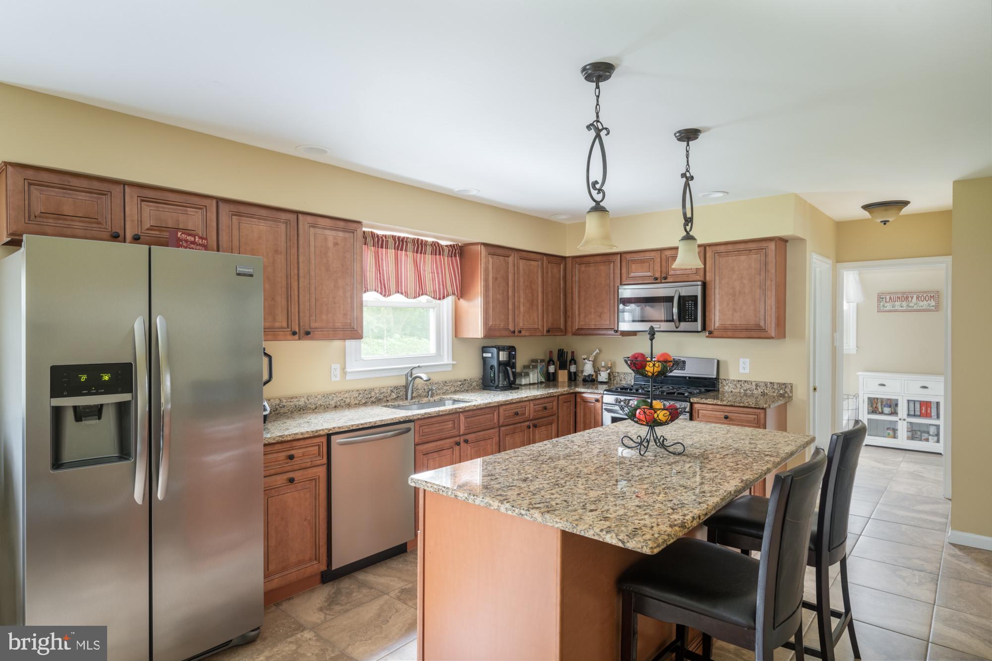 462 Station Road Roebling, NJ 08554 - Photo 7 of 24 Large eat in kitchen