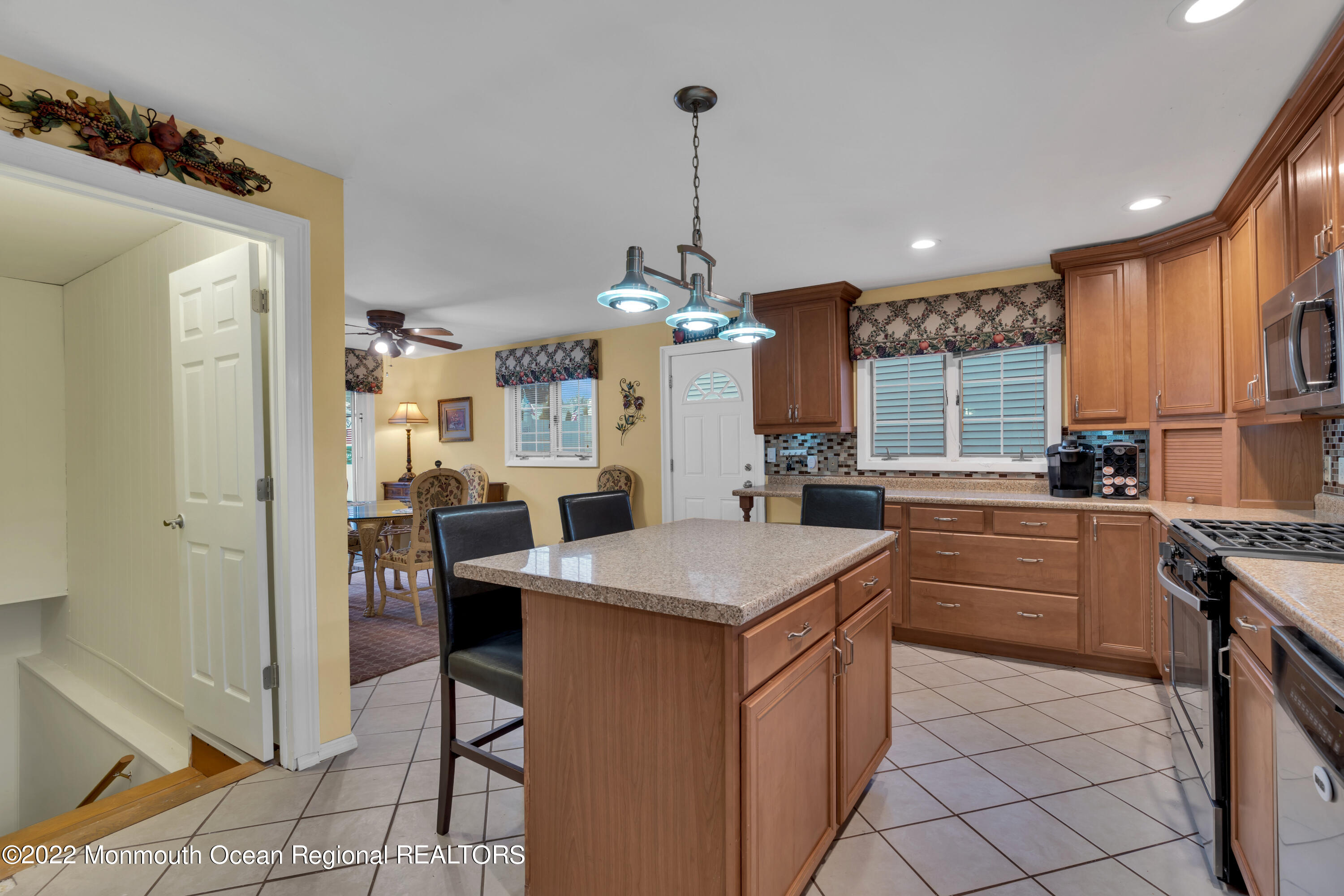 17 Temple Road Parlin, NJ 08859 - Photo 18 of 53 018_dsc09973