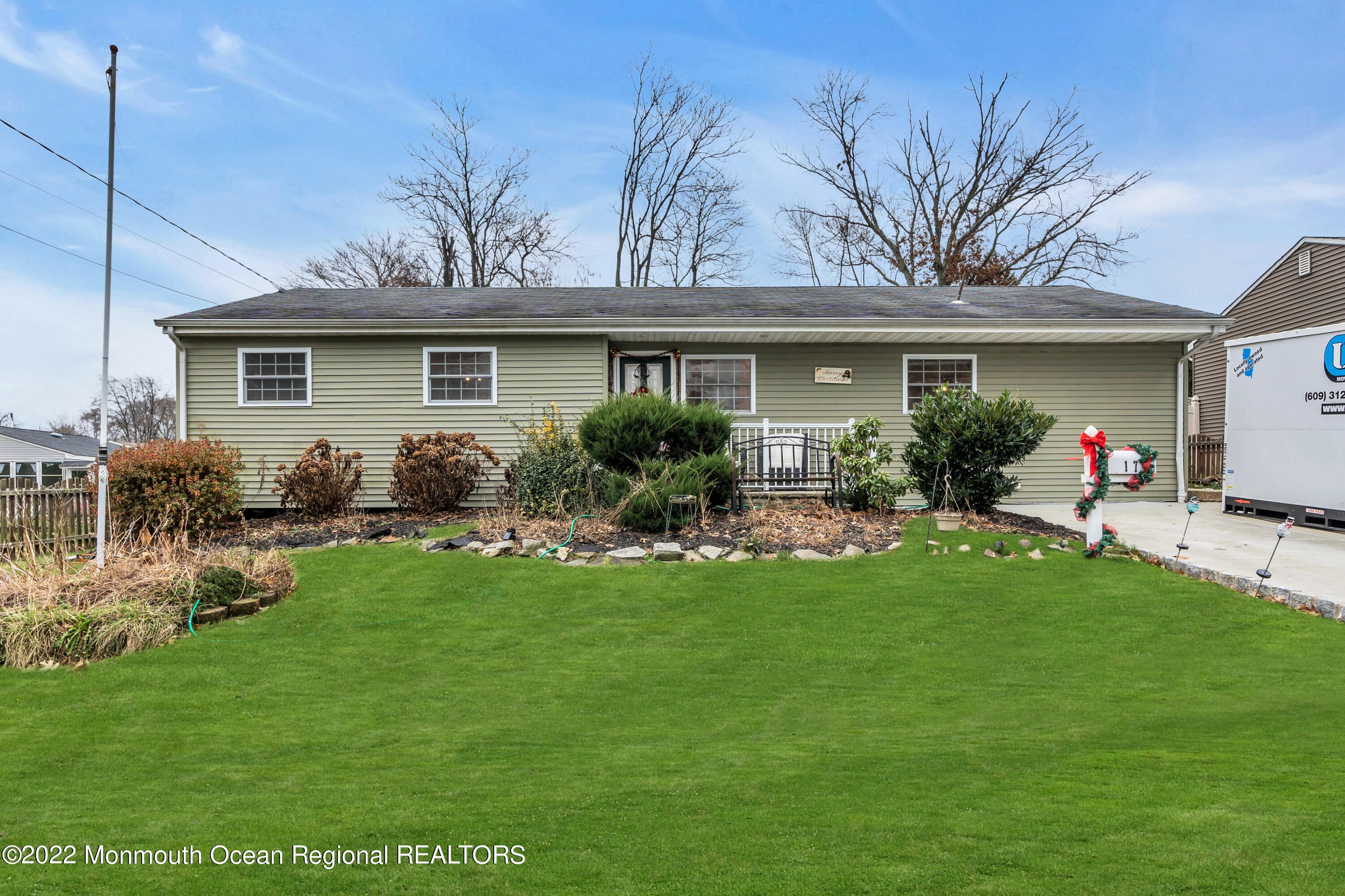 17 Temple Road Parlin, NJ 08859 - Photo 3 of 53 001_dsc00147-1a