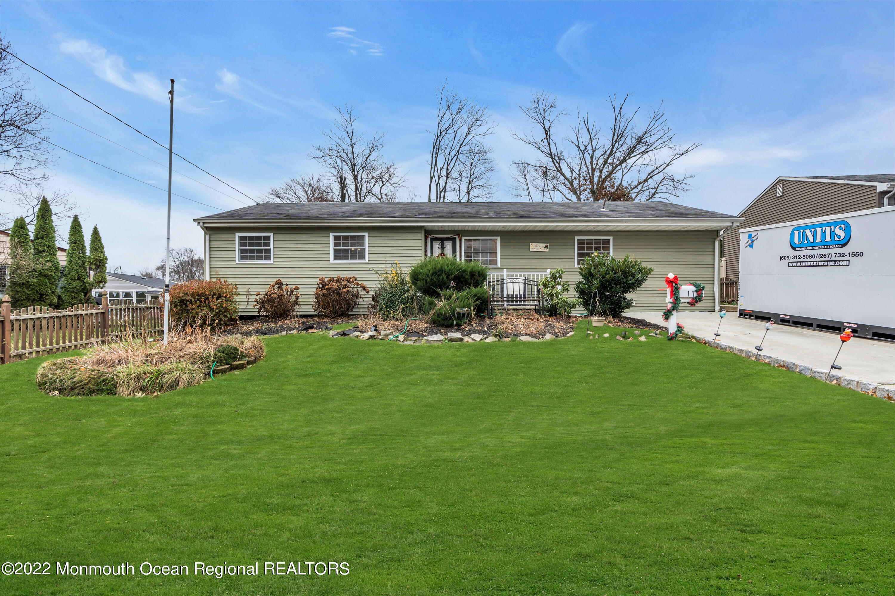 17 Temple Road Parlin, NJ 08859 - Photo 4 of 53 004_dsc00147-1