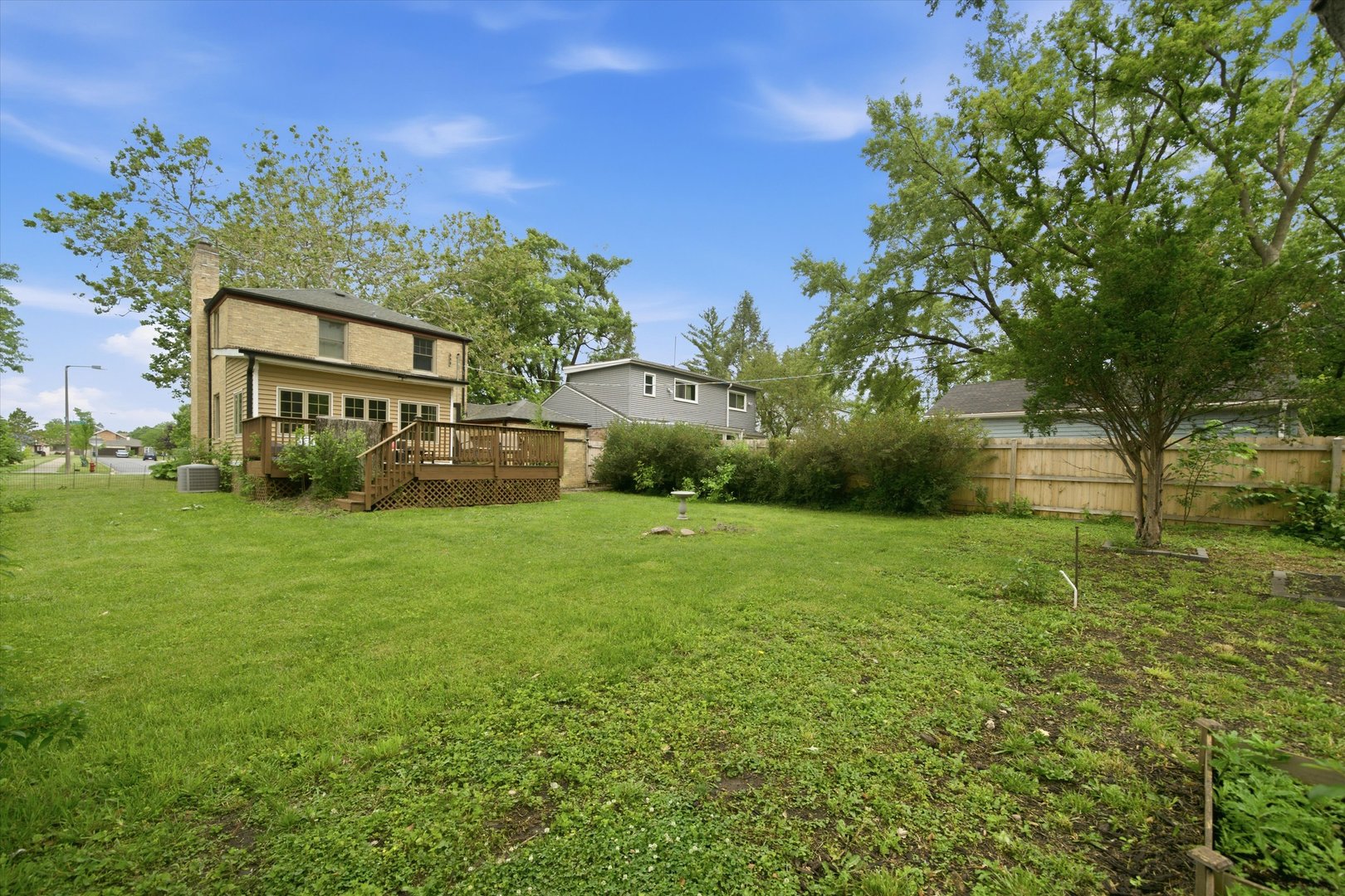 389 South Westgate Road Des Plaines, IL 60016 - Photo 25 of 44