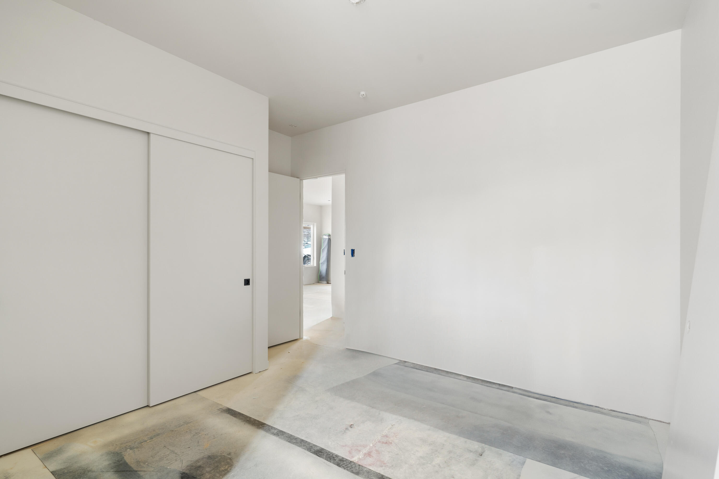 1319 Ridge Drive Redding, CA 96001 - Photo 14 of 29 a view of an empty room