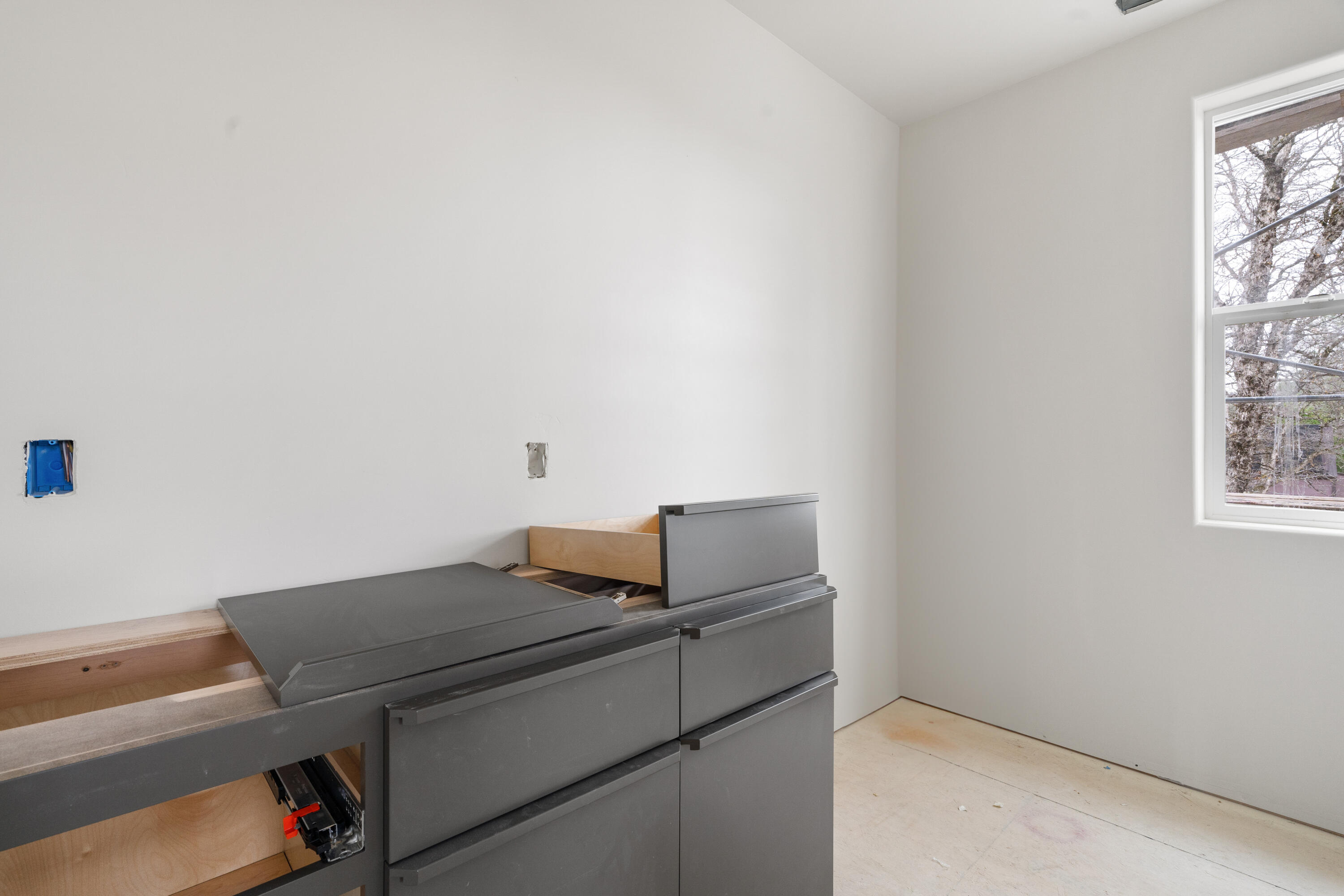 1319 Ridge Drive Redding, CA 96001 - Photo 15 of 29