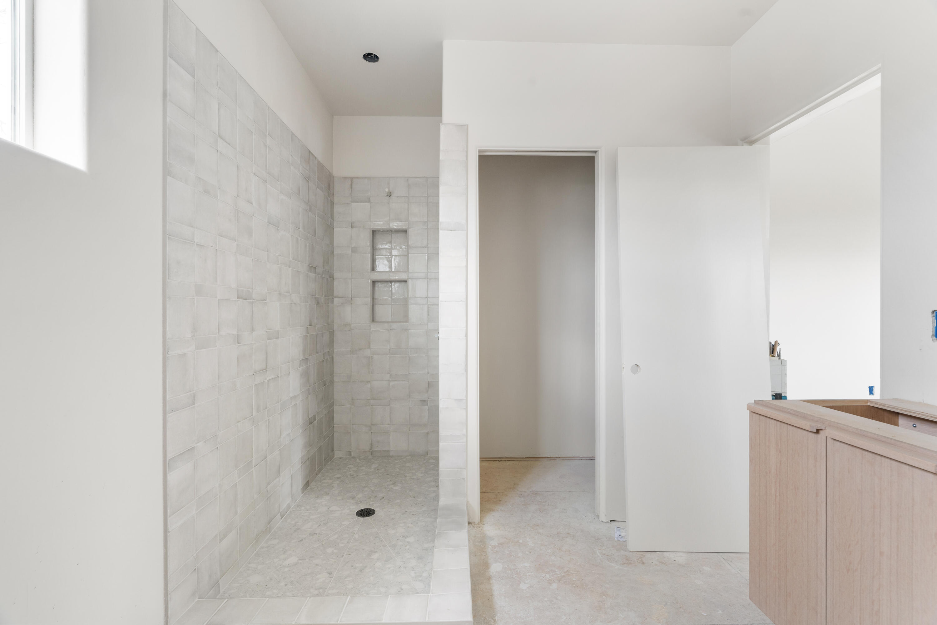 1319 Ridge Drive Redding, CA 96001 - Photo 23 of 29 a bathroom with a shower