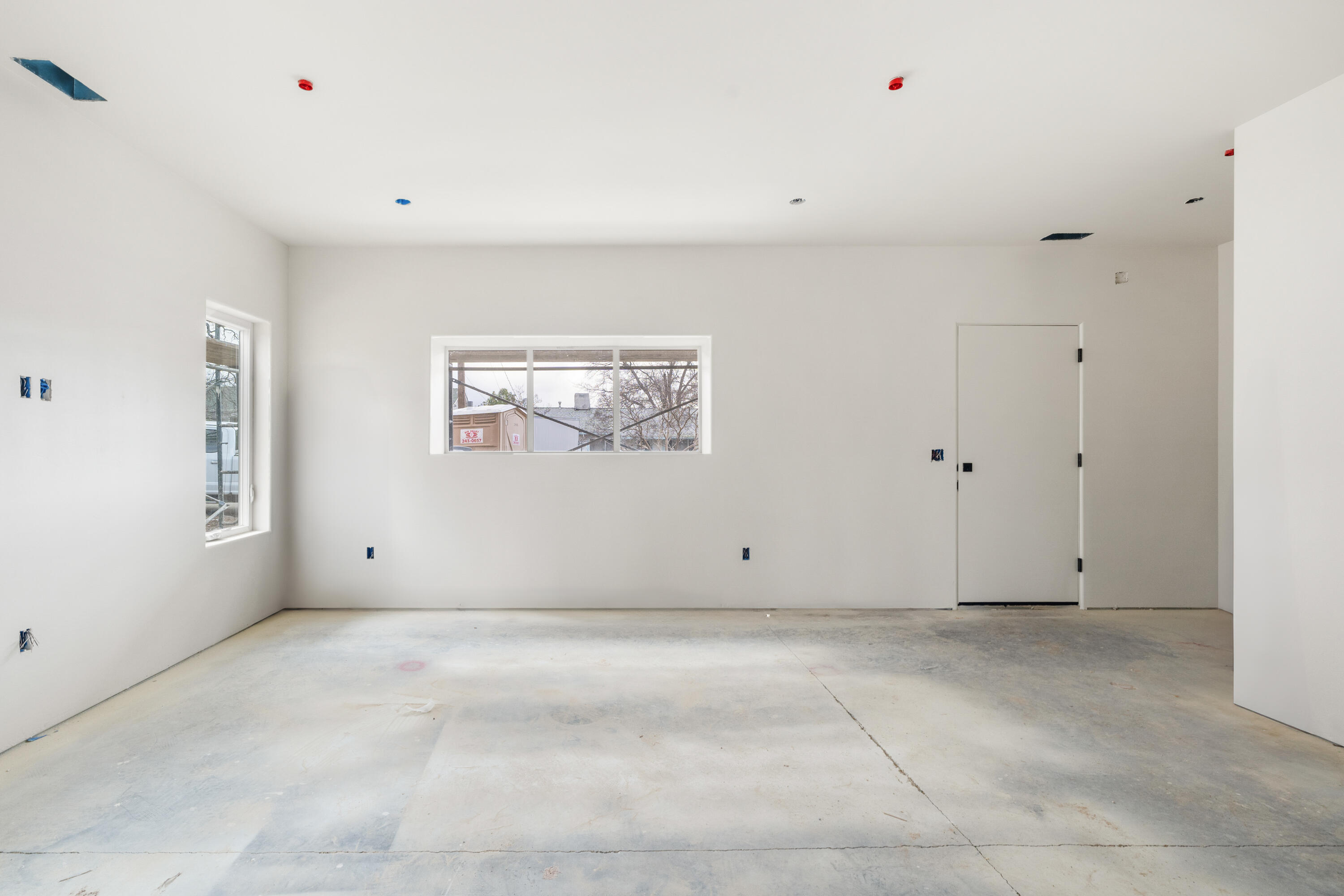 1319 Ridge Drive Redding, CA 96001 - Photo 7 of 29 a view of an empty room
