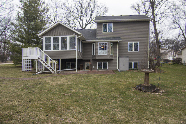 1437 Dresden Road Davis, IL 61019 - Photo 4 of 25 a front view of a house with a yard