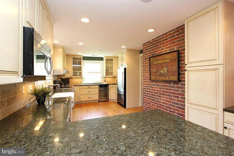 5306 Wriley Road Bethesda, MD 20816 - Photo 11 of 30 Kitchen