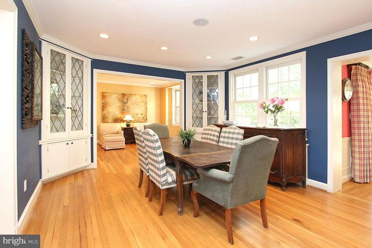 5306 Wriley Road Bethesda, MD 20816 - Photo 8 of 30 Dining Room