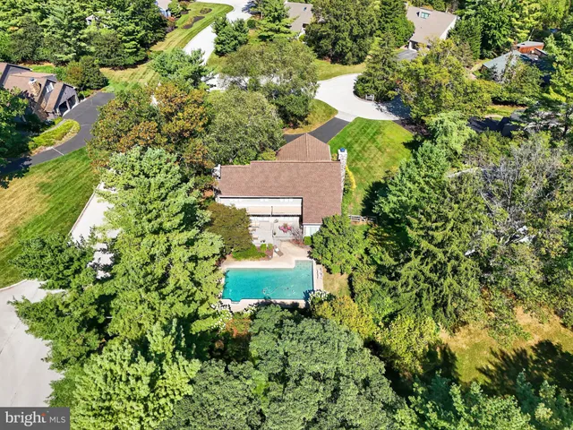 $974,900 | 1 Fox Pond Place, Spring House, PA 19477