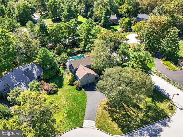 $974,900 | 1 Fox Pond Place, Spring House, PA 19477