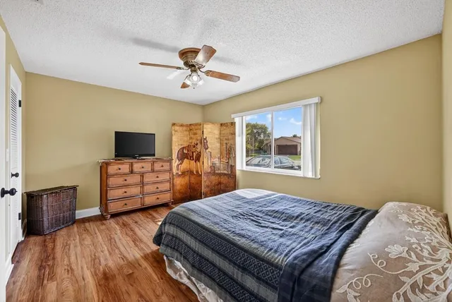 $649,500 | 12541 Southwest 10th Court, Davie, FL 33325