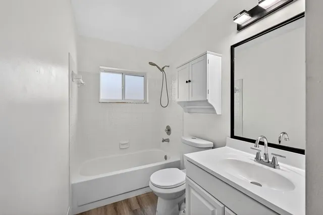 $649,500 | 12541 Southwest 10th Court, Davie, FL 33325